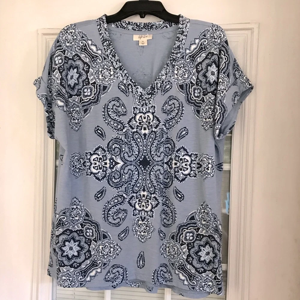*SOLD* Style & Co. SS V-Neck Top, Blue, Sz XL - Picture 1 of 10